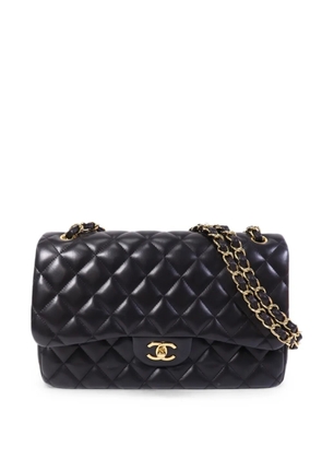 CHANEL Pre-Owned large Classic Flap quilted shoulder bag - Black