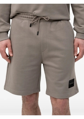 HUGO logo-patch drawstring shorts - Brown