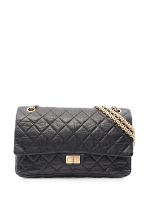 CHANEL Pre-Owned 2009-2010 2.55 matelassé shoulder bag - Black