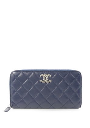 CHANEL Pre-Owned quilted CC wallet - Blue