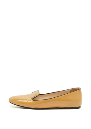 Prada Pre-Owned logo-plaque ballet flats - Neutrals