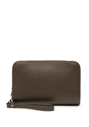 Louis Vuitton Pre-Owned 2004 Taiga Pochette Baikal clutch bag - Brown