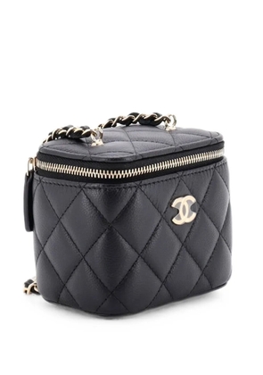 CHANEL Pre-Owned Tiny CC Link Vanity Case with Chain Quilted Caviar Mini clutch bag - Black