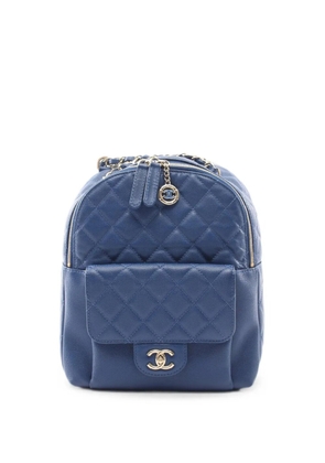 CHANEL Pre-Owned 2019 matelassé caviar backpack - Blue