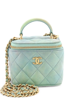 CHANEL Pre-Owned Classic Top Handle Vanity Case with Chain Quilted Lambskin Mini crossbody bag - Green