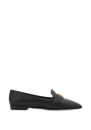 Ferragamo Gancini ornament loafers - Black