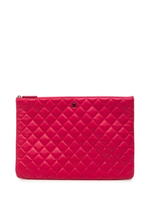 CHANEL Pre-Owned 2014 Large Quilted Lambskin O Case clutch bag - Pink