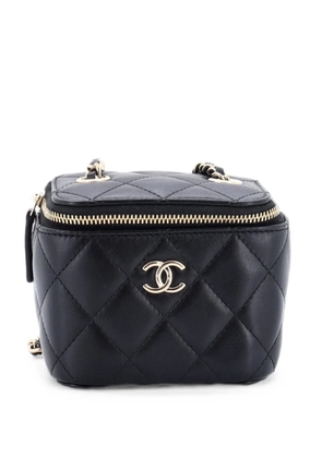CHANEL Pre-Owned Camellia Bow Vanity Case with Chain Quilted Lambskin Mini crossbody bag - Black