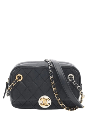 CHANEL Pre-Owned 2019 CC Quilted Lambskin Camera Bag shoulder bag - Blue