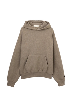 ESSENTIALS logo-patch hoodie - Brown