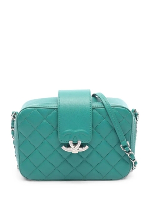 CHANEL Pre-Owned 2016-2017 matelassé CC shoulder bag - Green