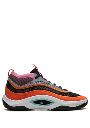 Nike Cosmic Unity 3 'As One We Win' sneakers - Black