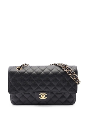 CHANEL Pre-Owned 2018-2019 matelassé Caviar shoulder bag - Black