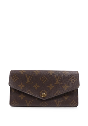Louis Vuitton Pre-Owned Sarah Monogram wallet - Brown