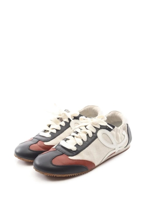 Loewe Pre-Owned 2000s Ballet Runner sneakers - Neutrals