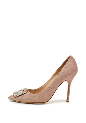 Manolo Blahnik Hangisi crystal-buckle pumps - Pink