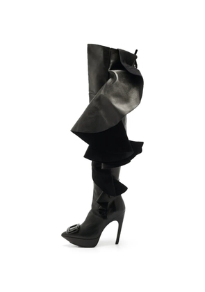 Roger Vivier Vintage Viv ruffled leather boots - Black