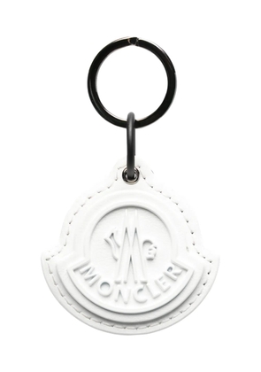 Moncler embossed-logo leather keyring - White