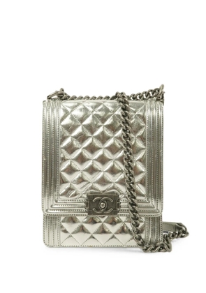 CHANEL Pre-Owned quilted North South Boy shoulder bag - Silver