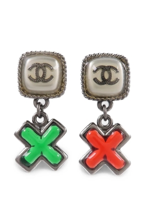 CHANEL Pre-Owned CC cross-drop earrings - Red