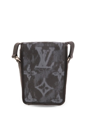 Louis Vuitton Pre-Owned Amazon Messenger Monogram shoulder bag - Black