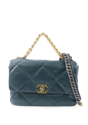 CHANEL Pre-Owned large C19 quilted shoulder bag - Green