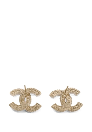 CHANEL Pre-Owned CC crystal-embellished earrings - Gold