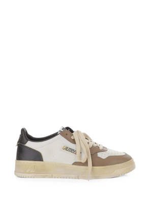 Autry Super Vintage leather sneakers - White
