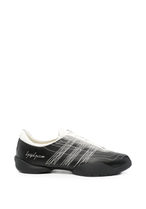 Y-3 x Adidas Regu embroidered-logo leather sneakers - Black