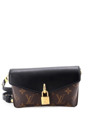 Louis Vuitton Pre-Owned Padlock on Strap Handbag Monogram Canvas and Leather crossbody bag - Black
