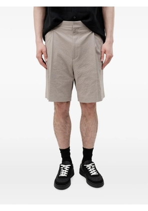 HUGO seersucker-texture pleated shorts - Neutrals