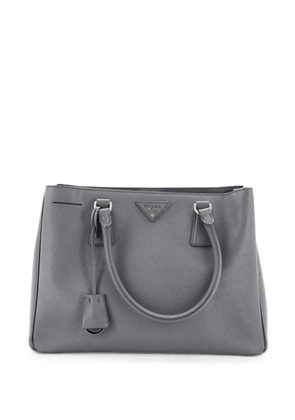 Prada Pre-Owned Gardener's Saffiano Leather Medium tote bag - Grey