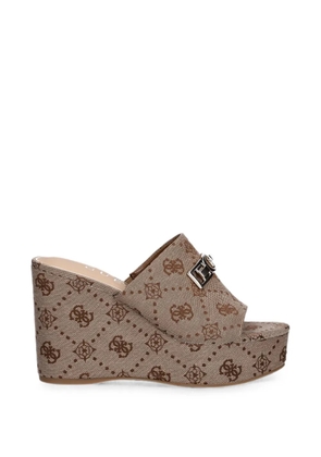 GUESS USA Evenza logo-pattern wedge sandals - Neutrals