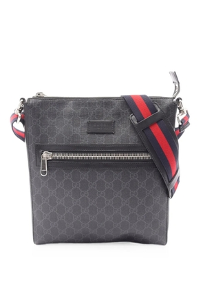 Gucci Pre-Owned 2000s GG Supreme Web-stripe messenger bag - Grey