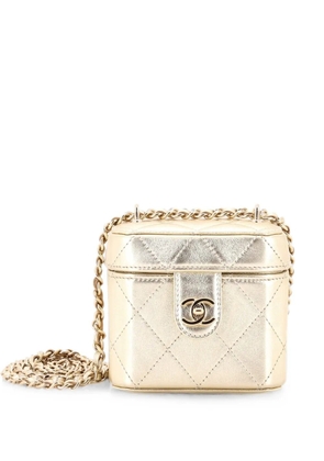 CHANEL Pre-Owned CC Turnlock Box Vanity Case with Chain Quilted Lambskin Mini crossbody bag - Gold