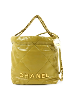 CHANEL Pre-Owned 22 mini quilted shoulder bag - Green
