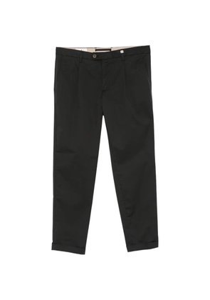 Myths pleated-detail trousers - Black
