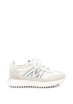 Moncler Pacey2 logo-detail chunky-sole sneakers - Neutrals