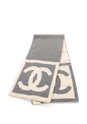 CHANEL Pre-Owned 1986-1988 Coco Mark scarf - Grey