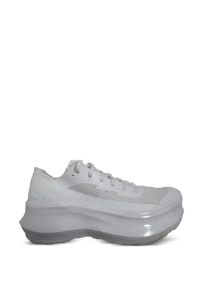 Salomon x Comme des Garçons Phantasm platform sneakers - White
