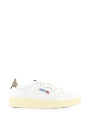 Autry Medalist low-top sneakers - White
