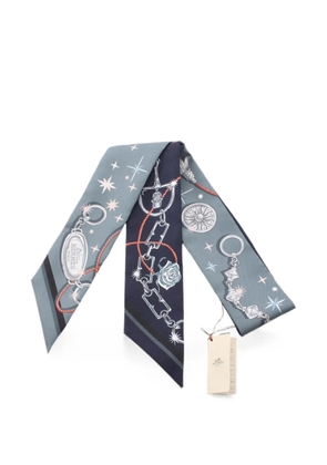 Hermès Pre-Owned 2020s C'est La Fête ribbon scarf - Blue