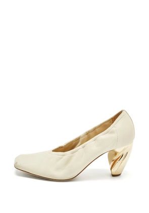 Christian Dior Pre-Owned scrunch square-toe pumps - Neutrals