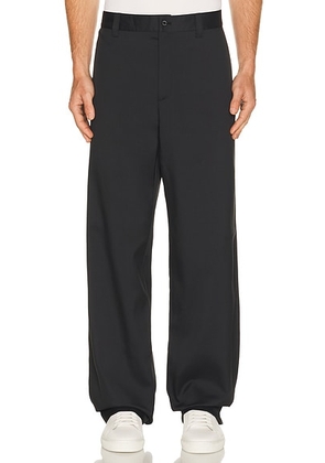 J.Lindeberg 30Y Devyn Golf Pant in BLACK - Black. Size 50 (also in 46, 48, 52, 54).