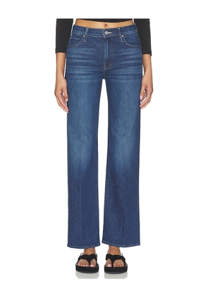 MOTHER Lil Petite Kick It Jeans in Made in Blue. Size 23P. Also in 24P, 25P, 26P, 27P, 28P, 29P, 31P, 32P, 33P, 34P.