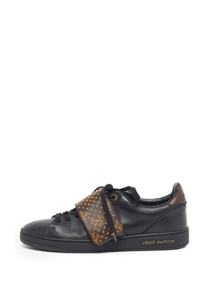 Louis Vuitton Pre-Owned Frontrow Monogram sneakers - Black