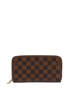 Louis Vuitton Pre-Owned 2018 Zippy Damier Ebene wallet - Brown