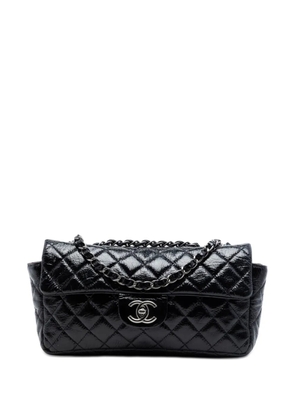 CHANEL Pre-Owned 2008-2009 Quilted Crinkled Patent East West Single Flap shoulder bag - Black