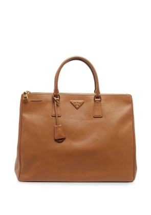 Prada Pre-Owned Executive Double Zip tote bag - Brown