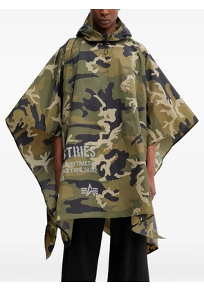 Alpha Industries camouflage-print hooded poncho - Green